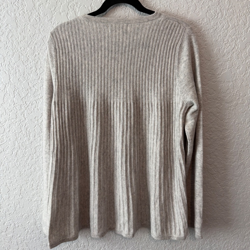 Adrienne Vittadini Cashmere Crewneck Sweater XL Quiet Luxury Minimalist Oatmeal - Picture 5 of 5
